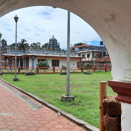Varam Homestay Madikeri Esterno foto