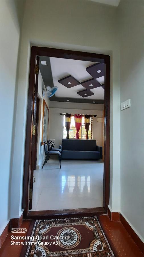 Varam Homestay Madikeri Esterno foto