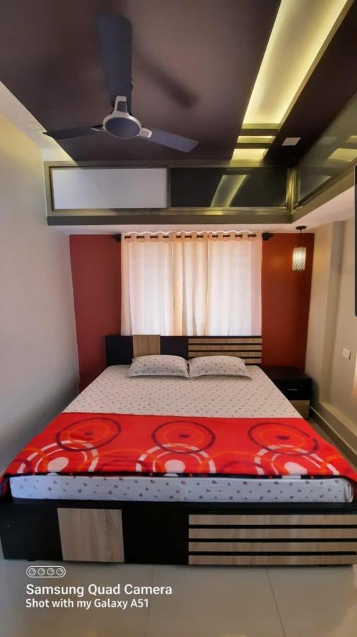 Varam Homestay Madikeri Esterno foto